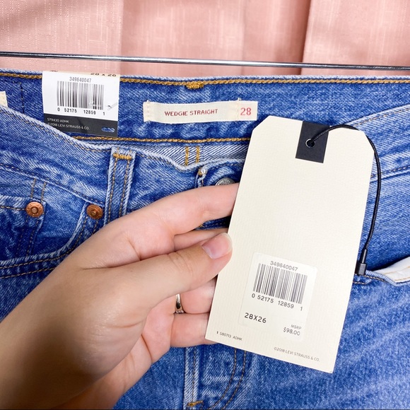 Levi’s NEW Wedgie Straight High Rise Cropped Jeans - Picture 4 of 6